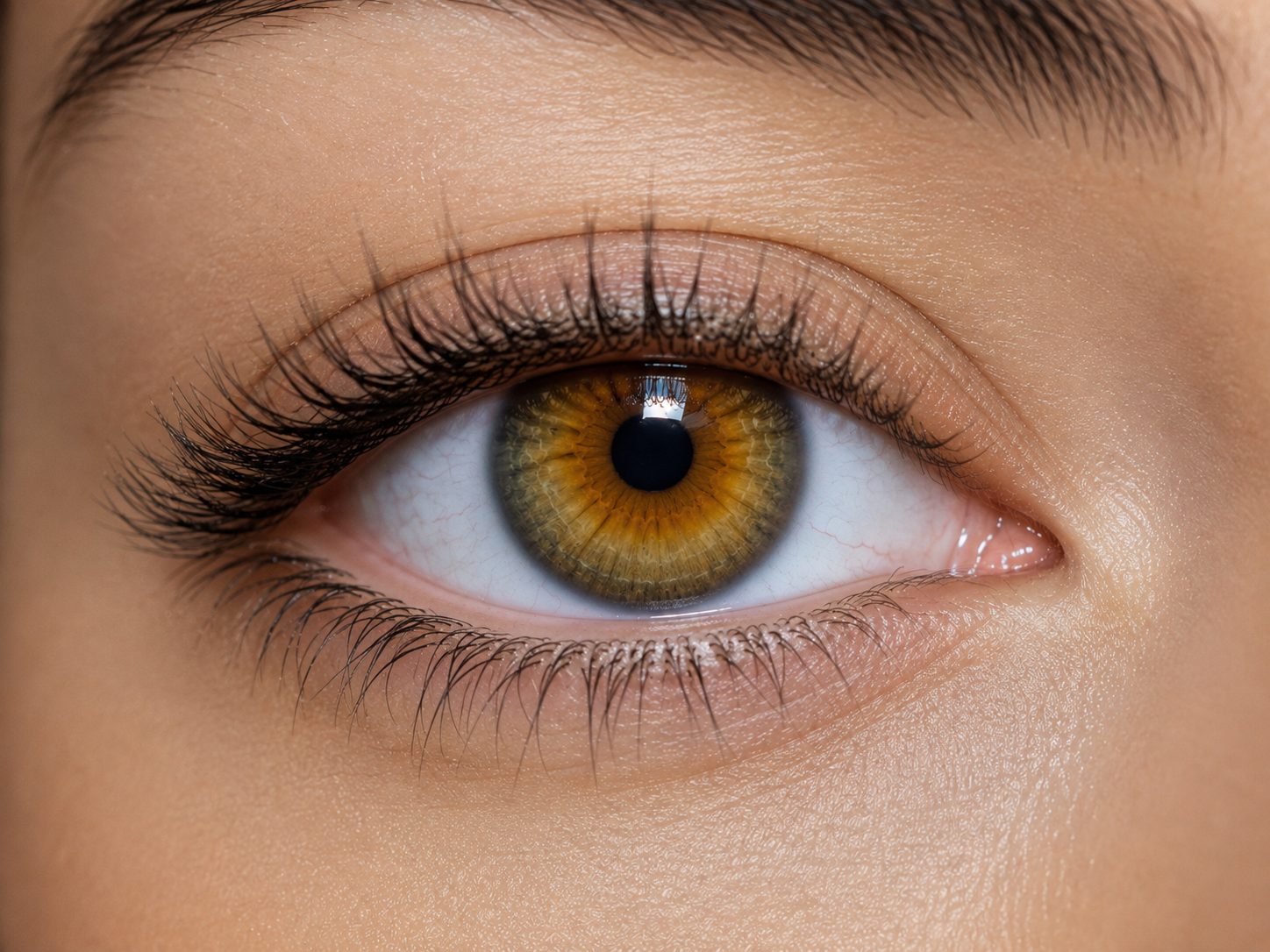 Detalle de maquillaje de ojos profesional